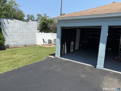 430 Bishop Avenue Bridgeport CT 06610