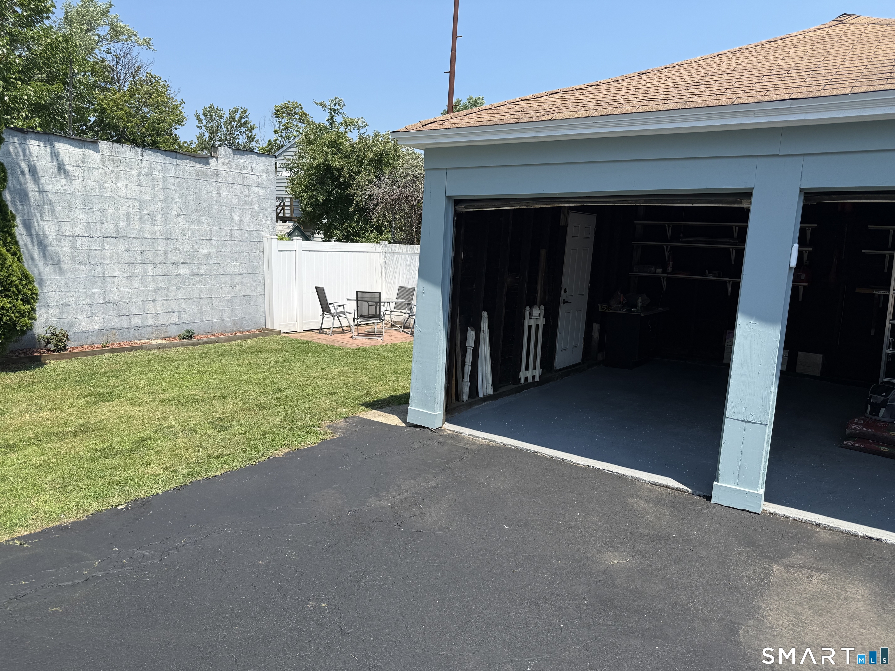 430 Bishop Avenue Bridgeport CT 06610