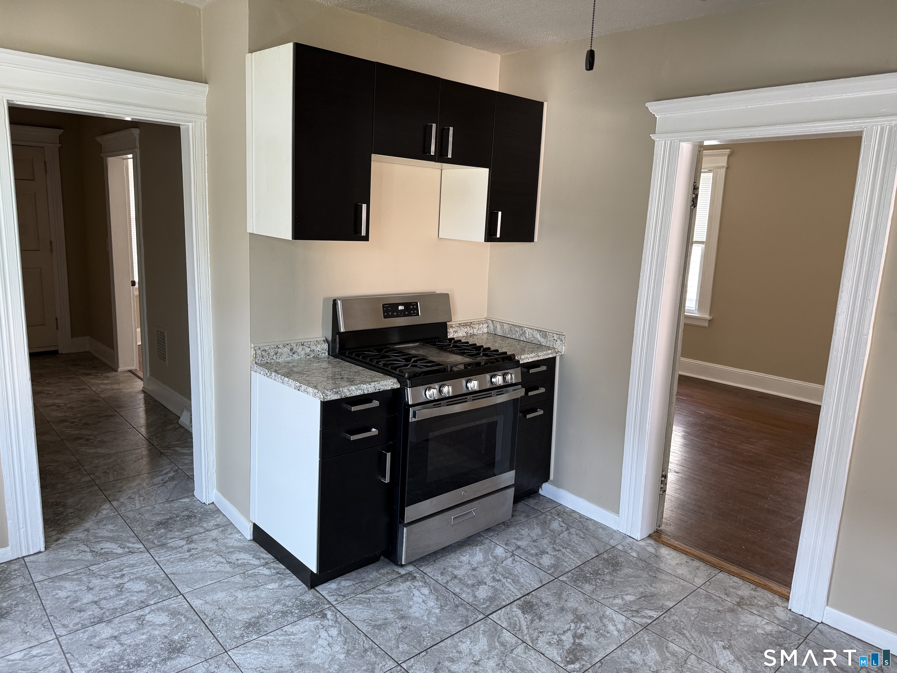 430 Bishop Avenue Bridgeport CT 06610