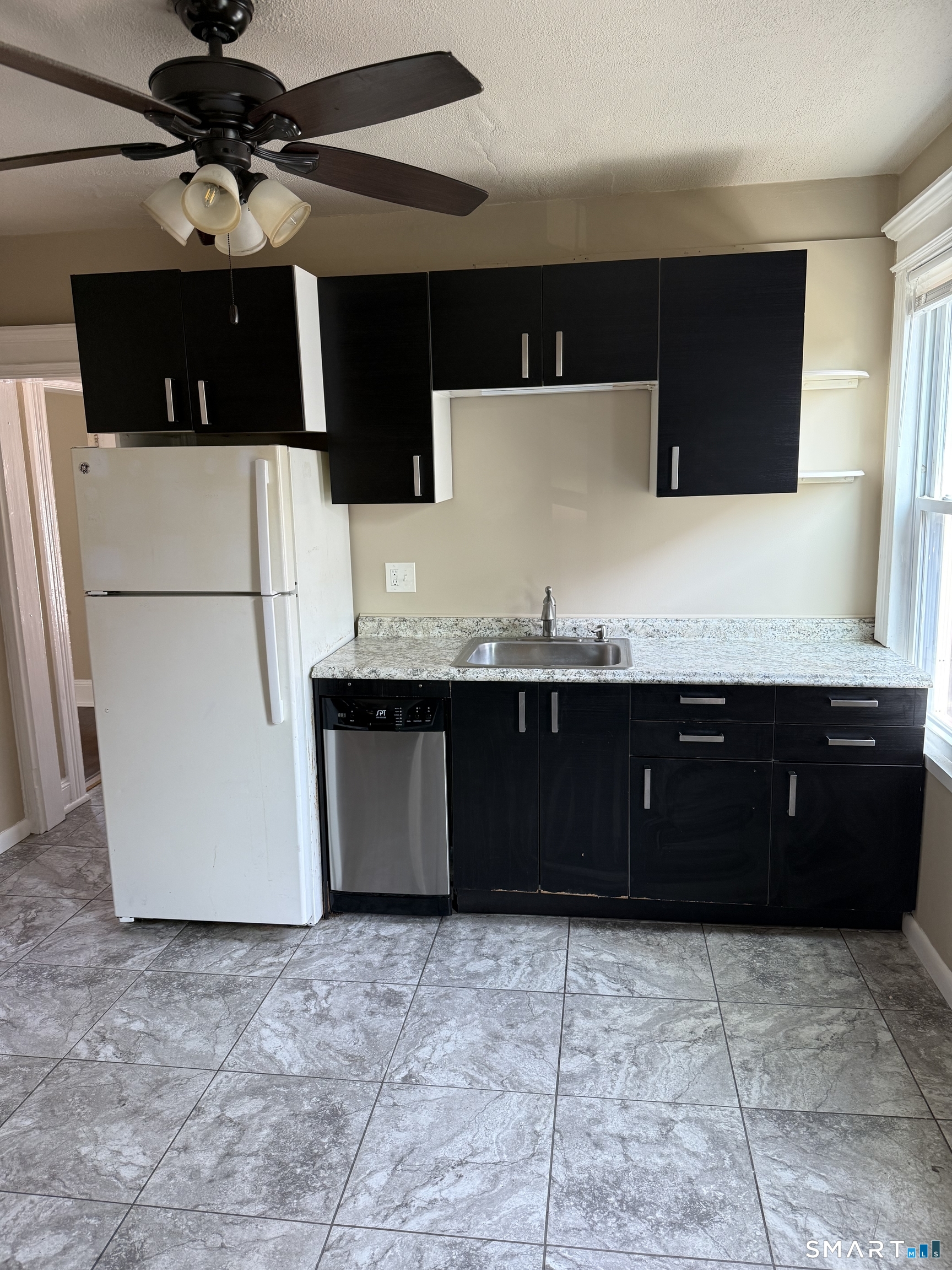 430 Bishop Avenue Bridgeport CT 06610