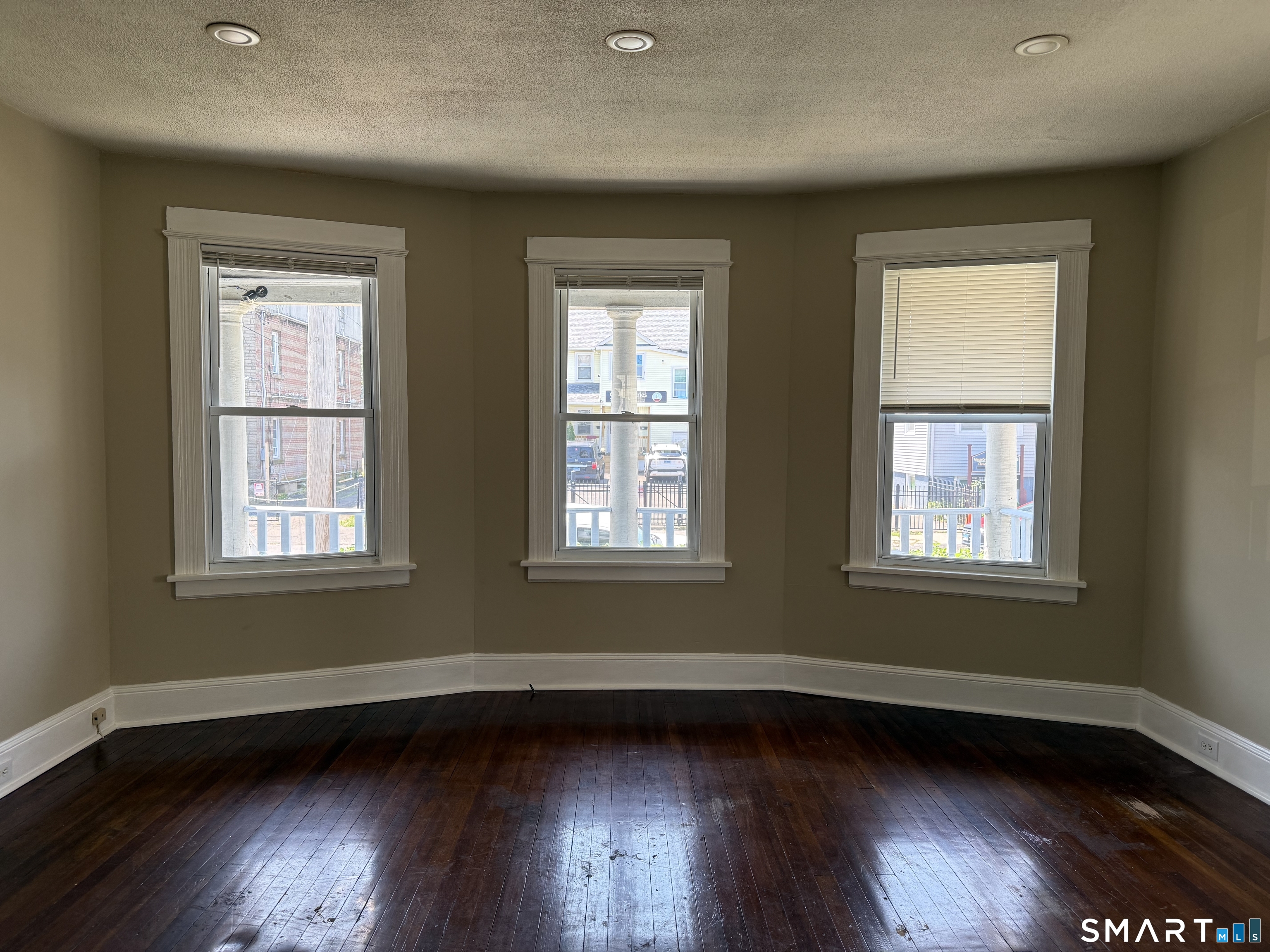 430 Bishop Avenue Bridgeport CT 06610
