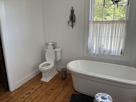 23 Main Street East Haddam CT 06423