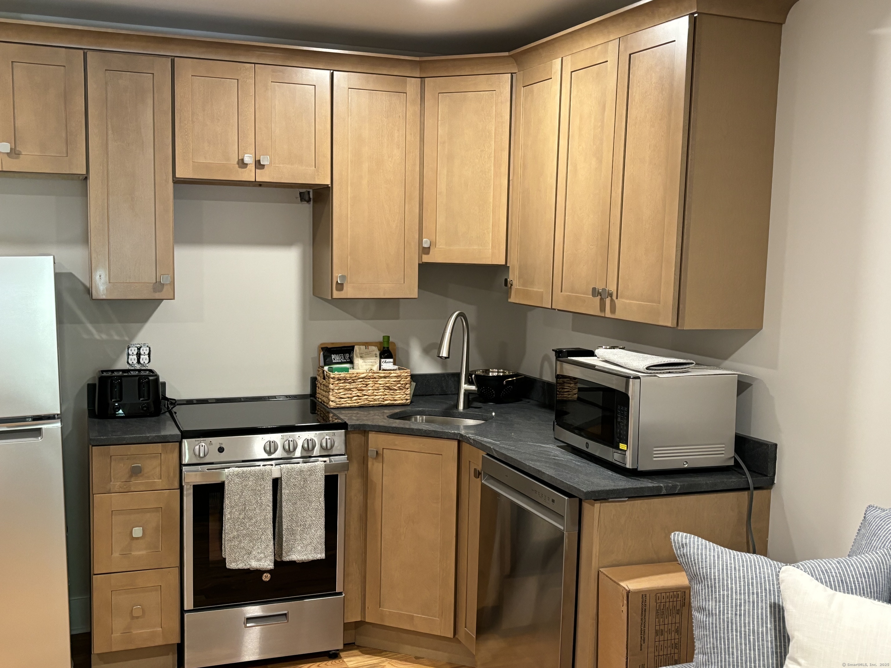 23 Main Street East Haddam CT 06423