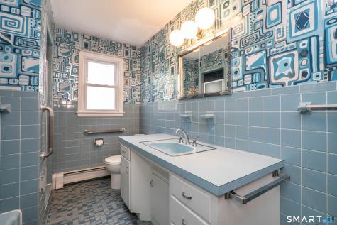 157 Quaker South Lane West Hartford CT 06119