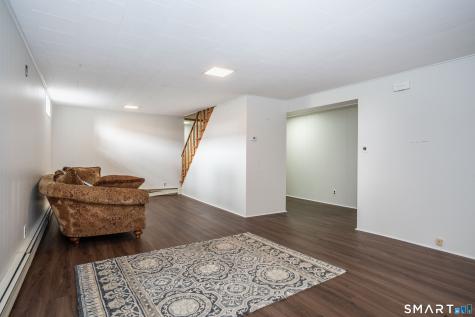 157 Quaker South Lane West Hartford CT 06119