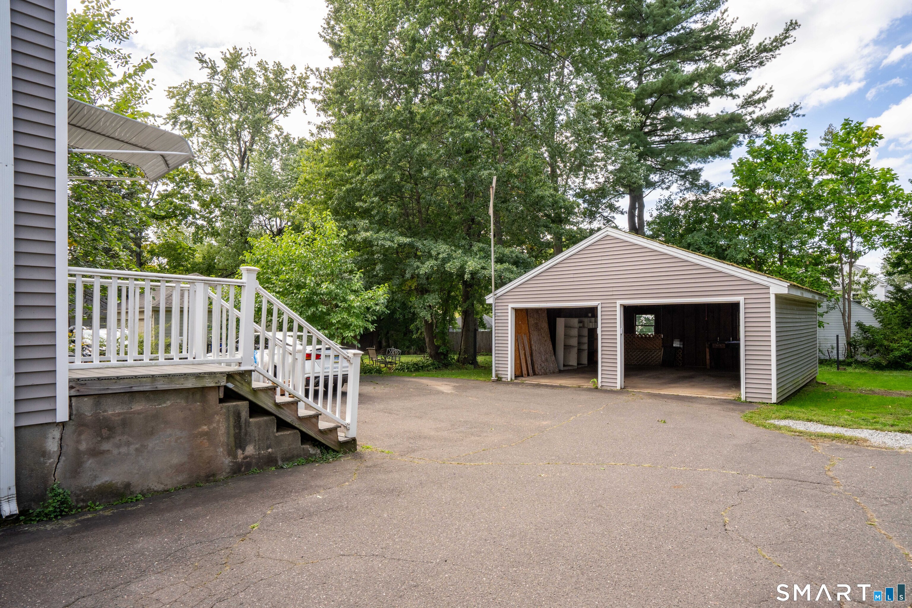 157 Quaker South Lane West Hartford CT 06119