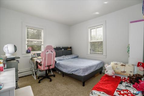 61 Smith Ridge Road New Canaan CT 06840