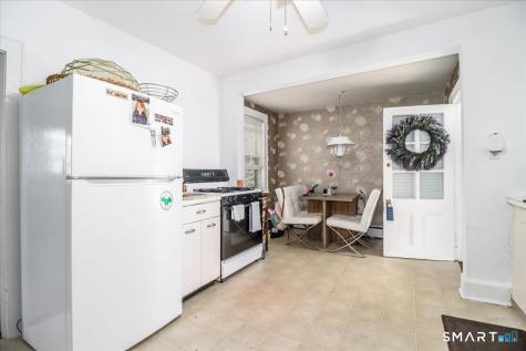 61 Smith Ridge Road New Canaan CT 06840