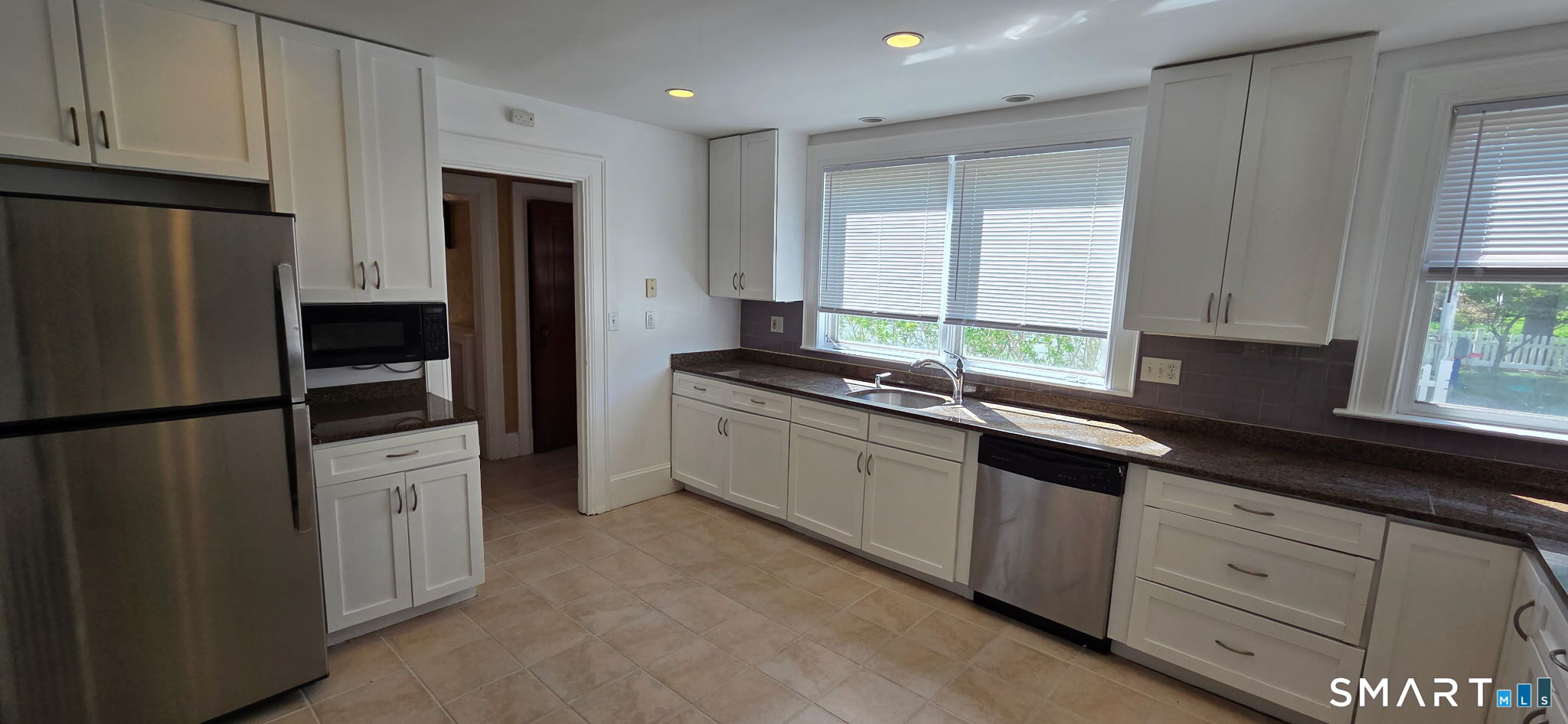 1955 Chapel Street New Haven CT 06515