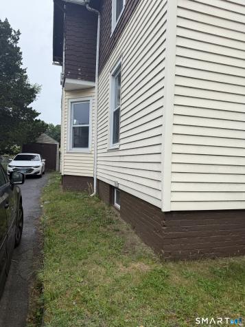 57 Phelps Street East Hartford CT 06108