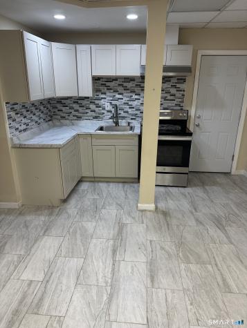104 Gillett Street Hartford CT 06105