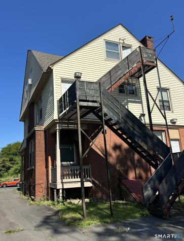 104 Gillett Street Hartford CT 06105