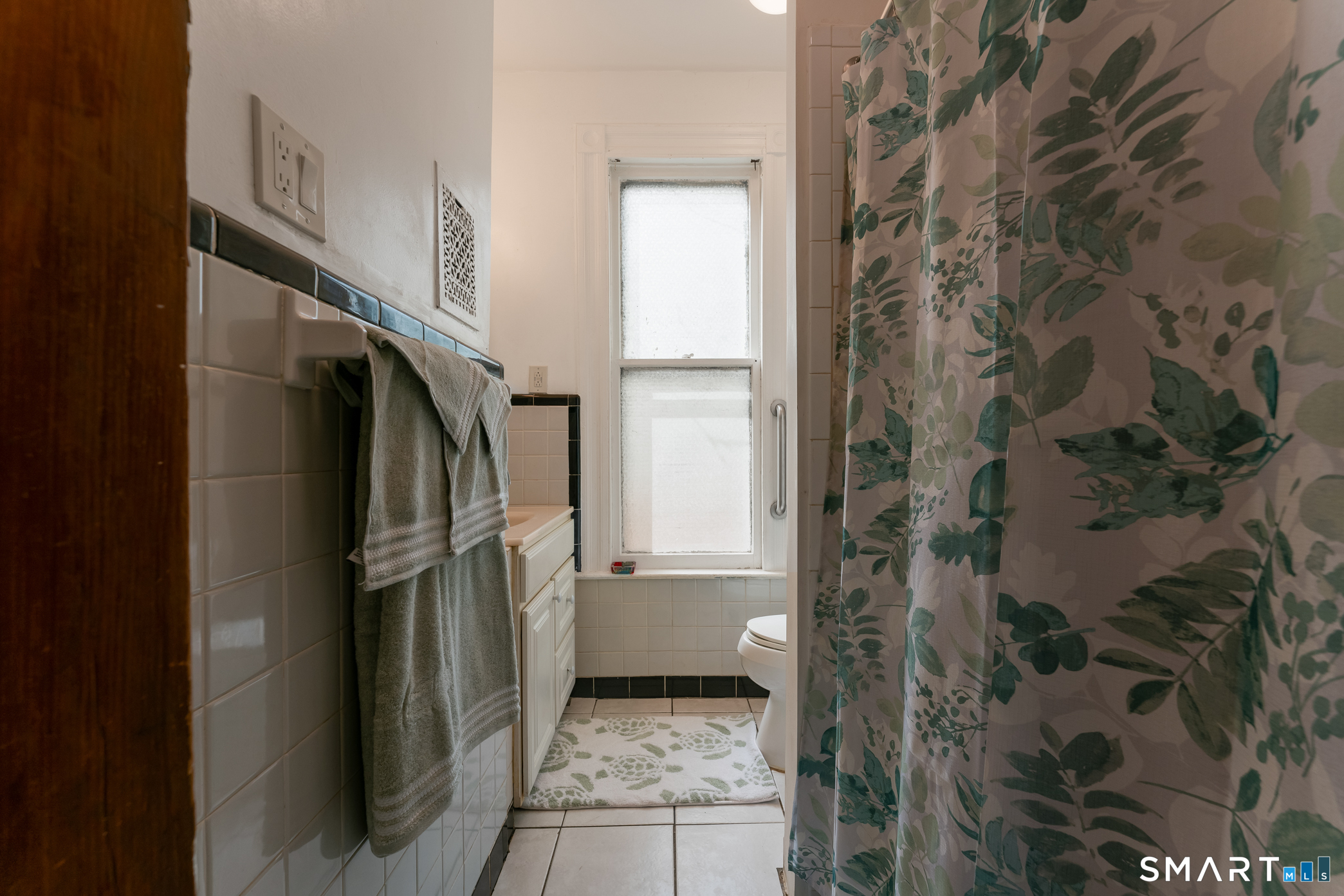 327 Edgewood Avenue New Haven CT 06515