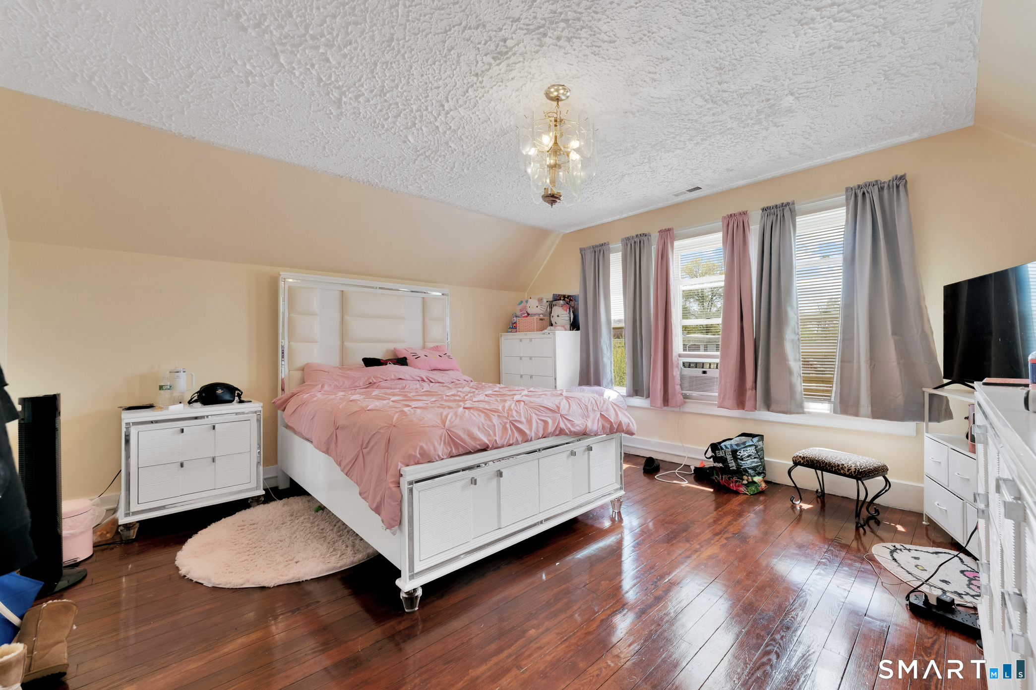 327 Edgewood Avenue New Haven CT 06515
