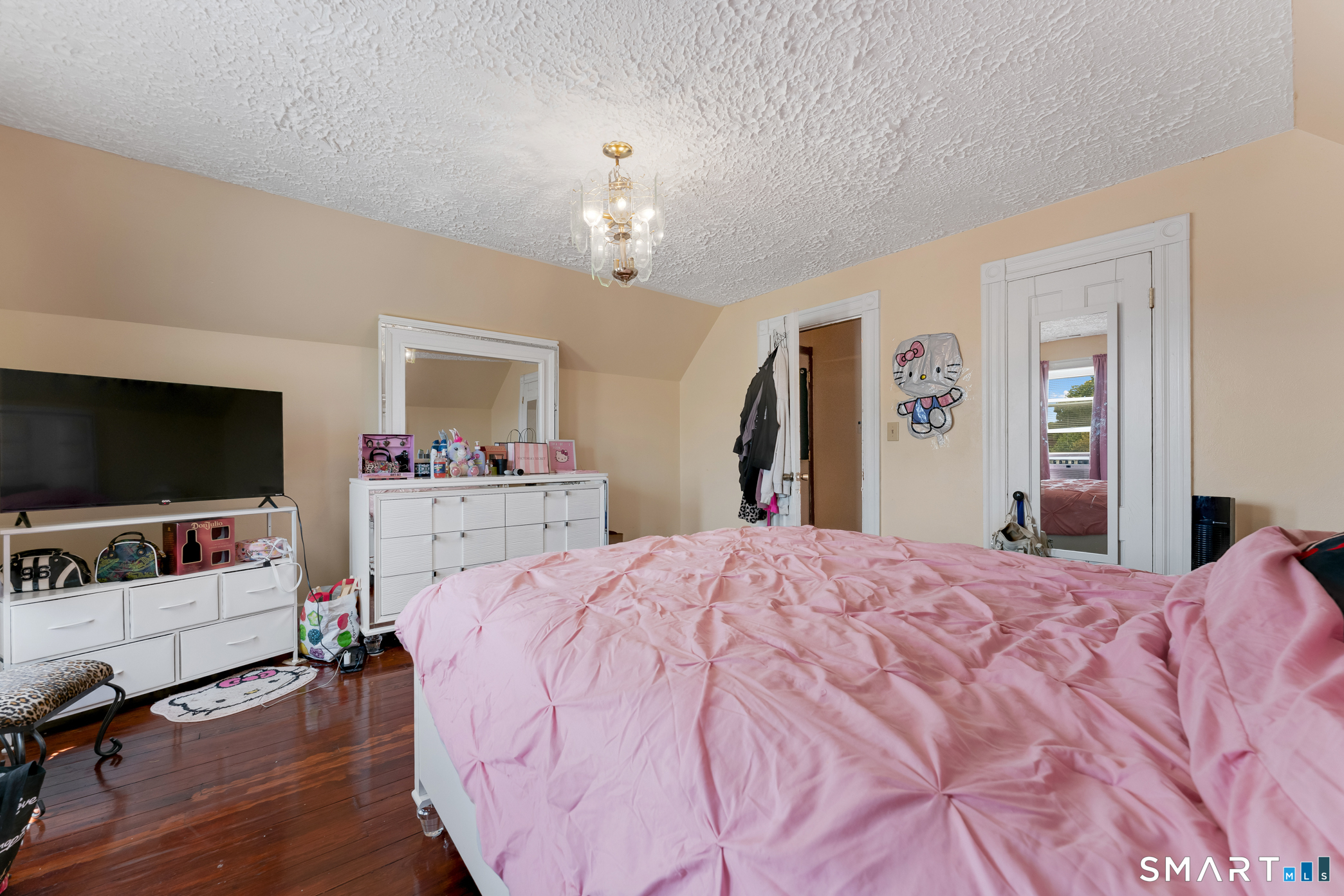 327 Edgewood Avenue New Haven CT 06515