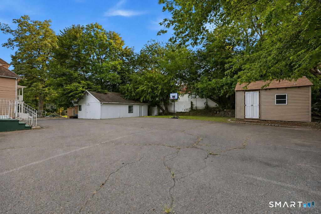 639 Arch Street New Britain CT 06051