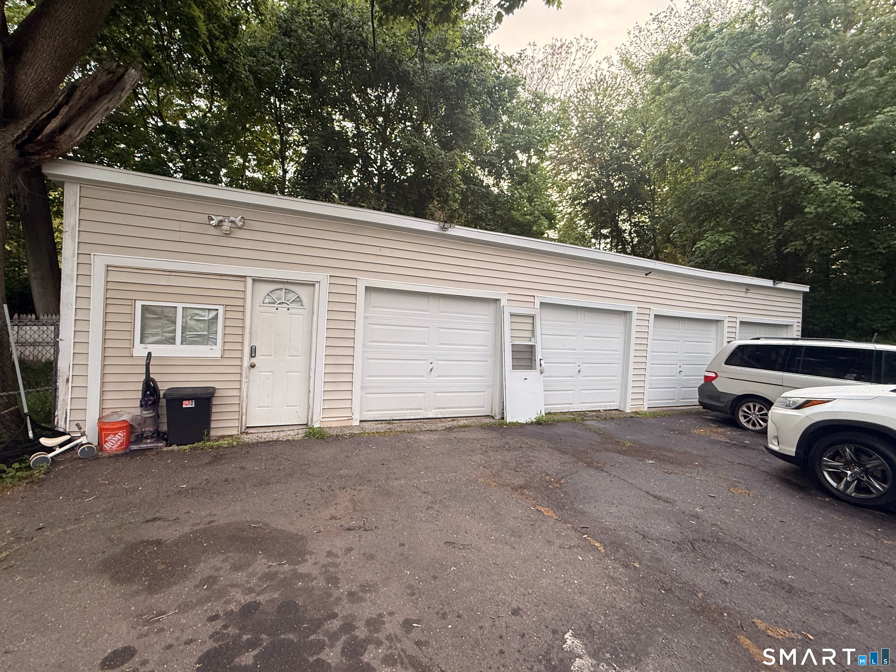 7 Linden Place Meriden CT 06450