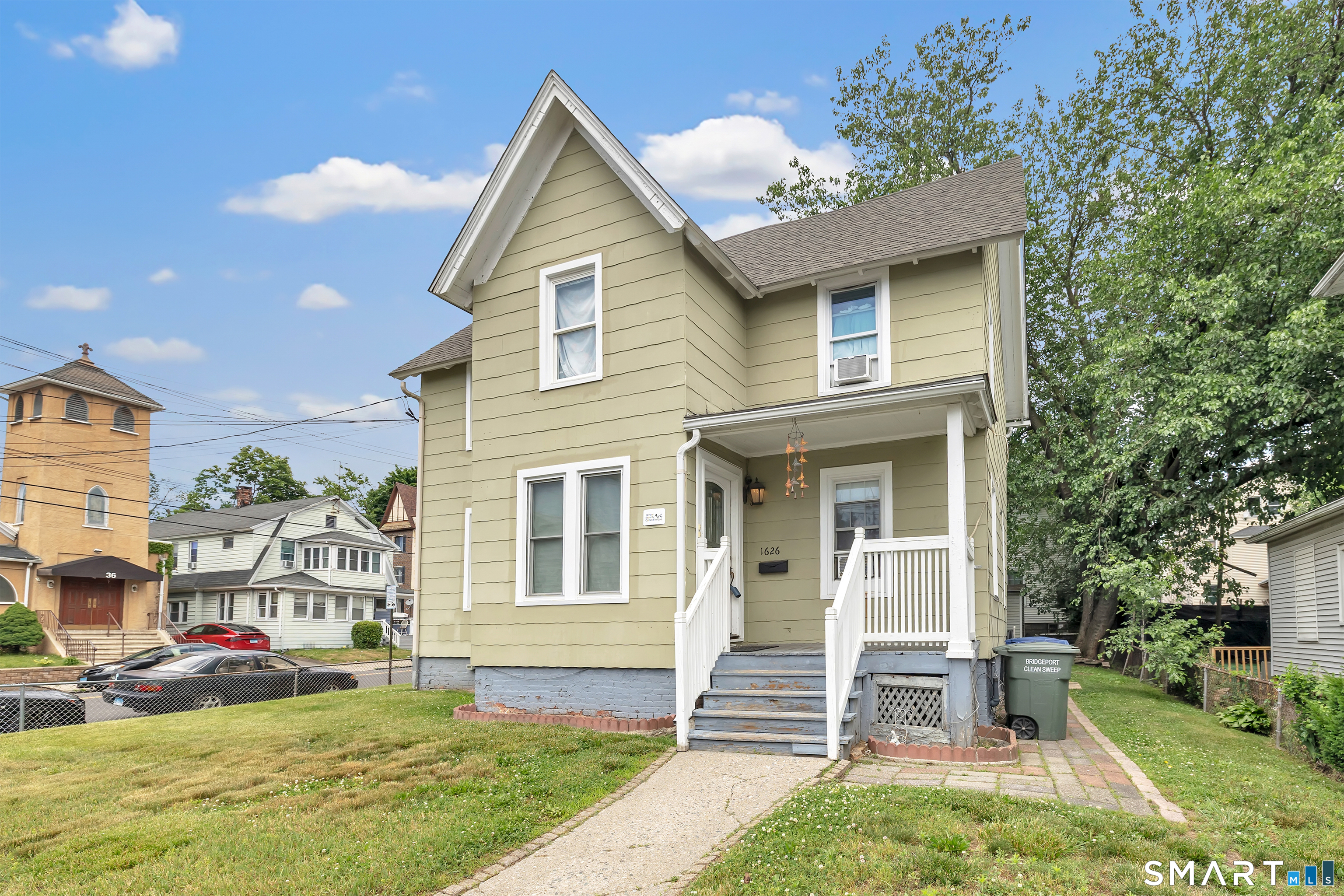 1626 Iranistan Avenue Bridgeport CT 06604