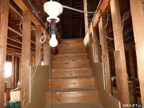 40 Hull Street Ansonia CT 06401