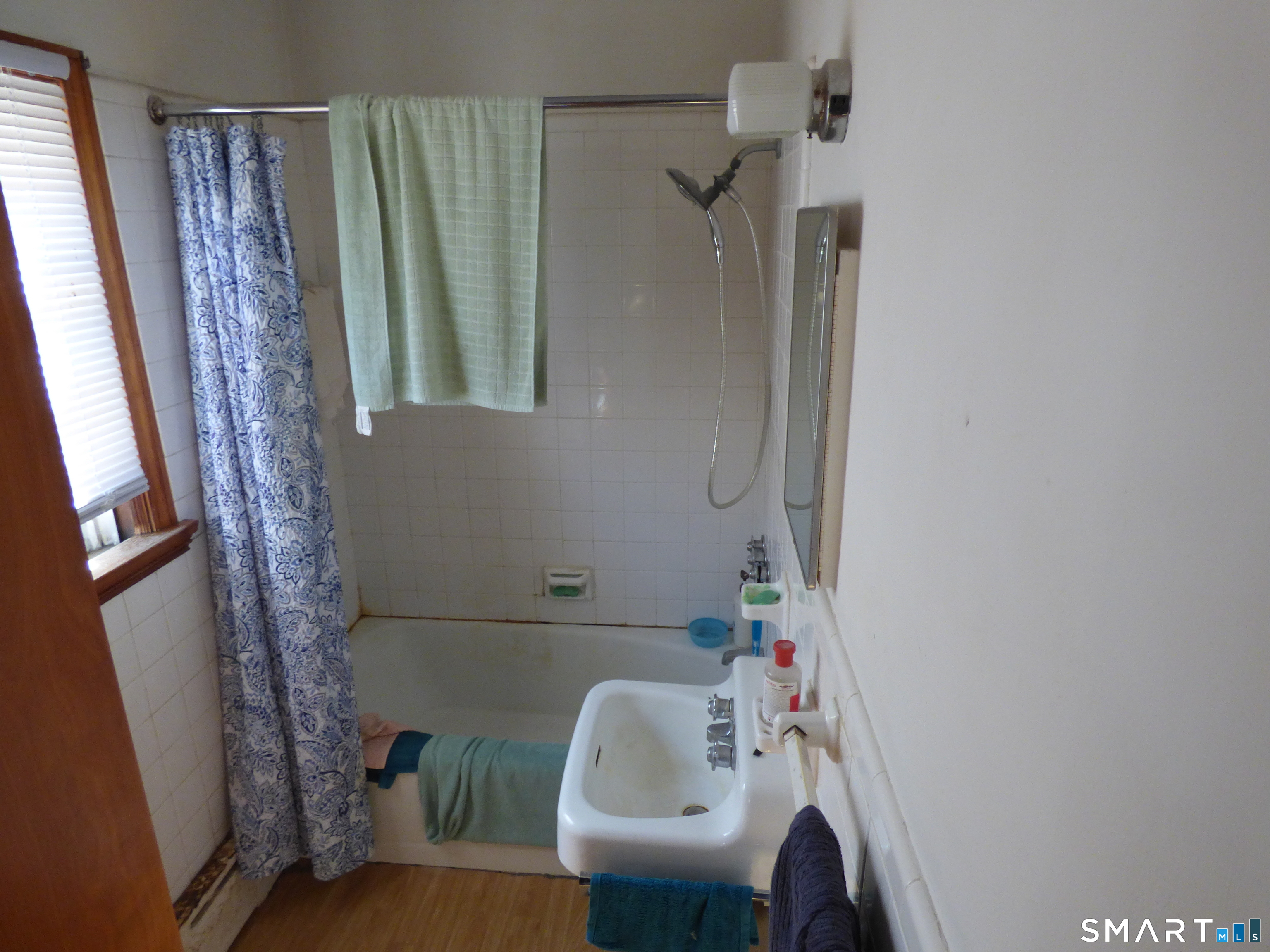 40 Hull Street Ansonia CT 06401