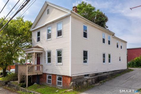 14 Blackhall Street New London CT 06320