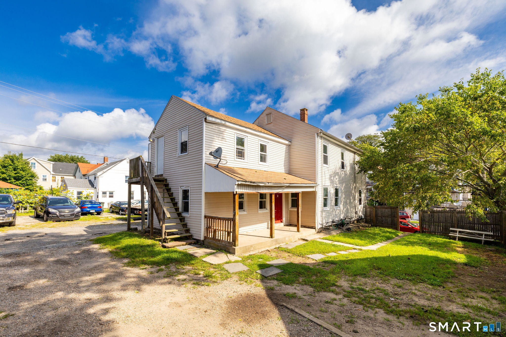 14 Blackhall Street New London CT 06320