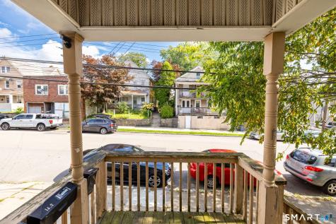 14 Blackhall Street New London CT 06320