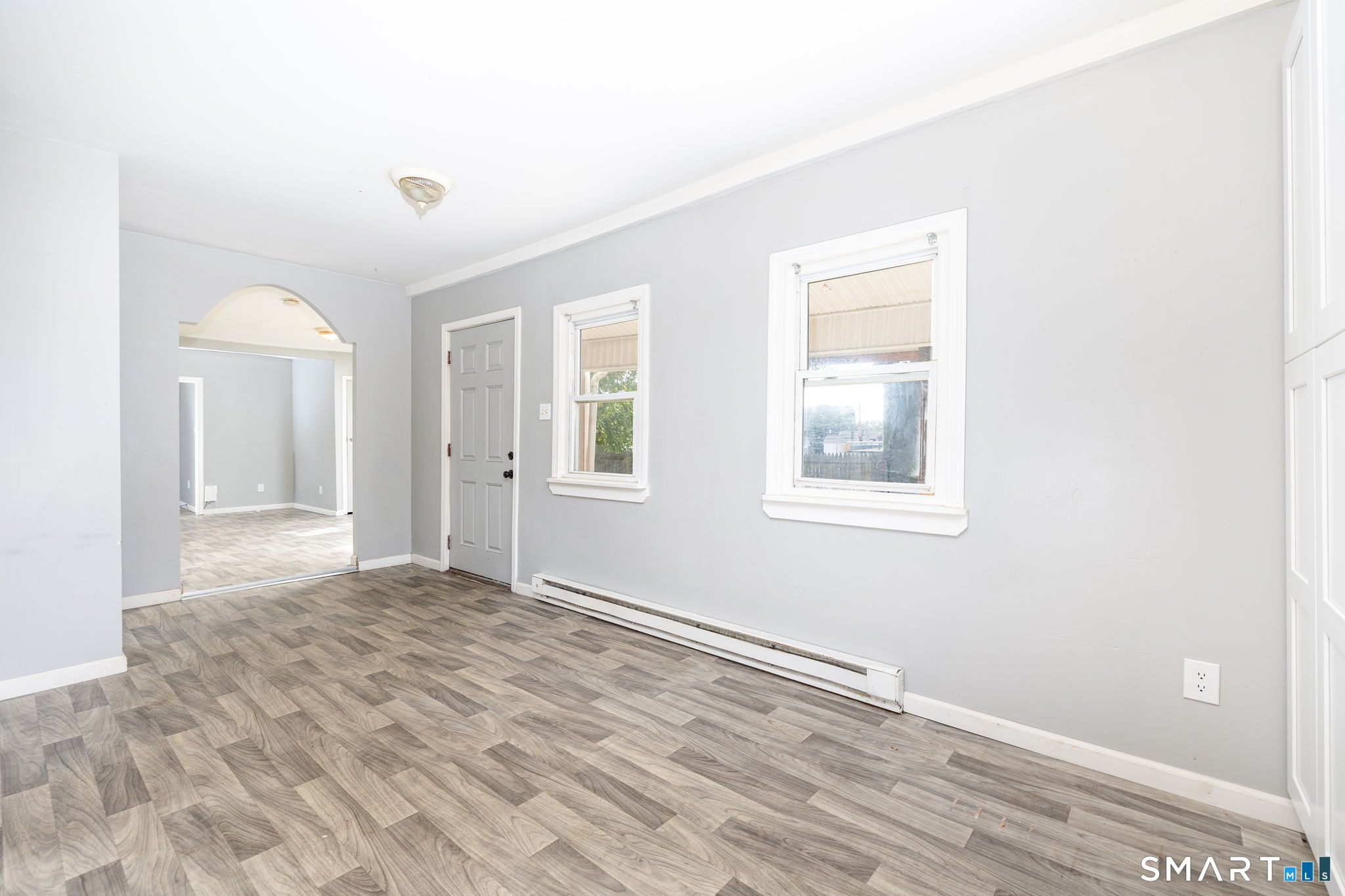 14 Blackhall Street New London CT 06320