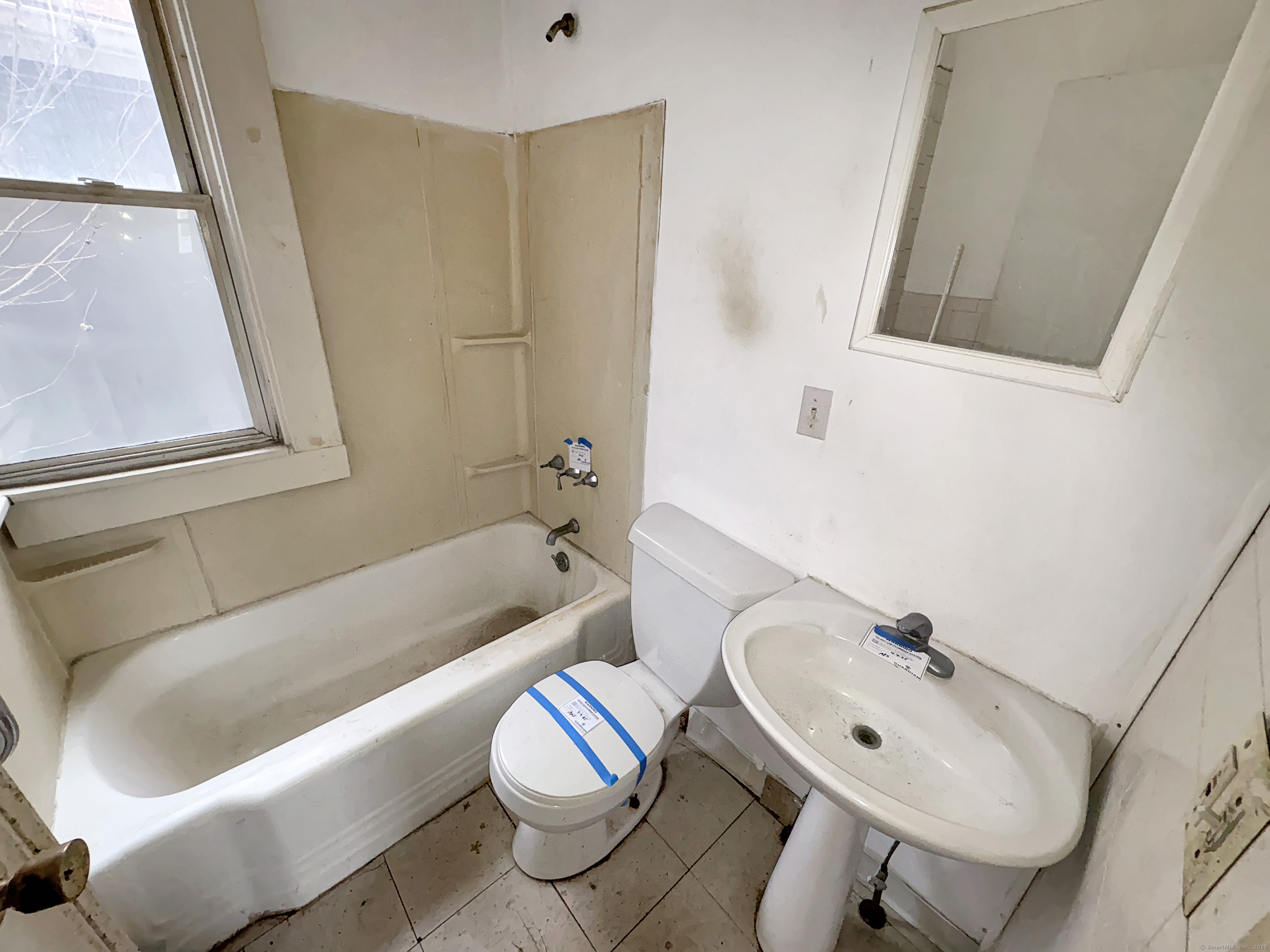 22 Helen Street Hamden CT 06518
