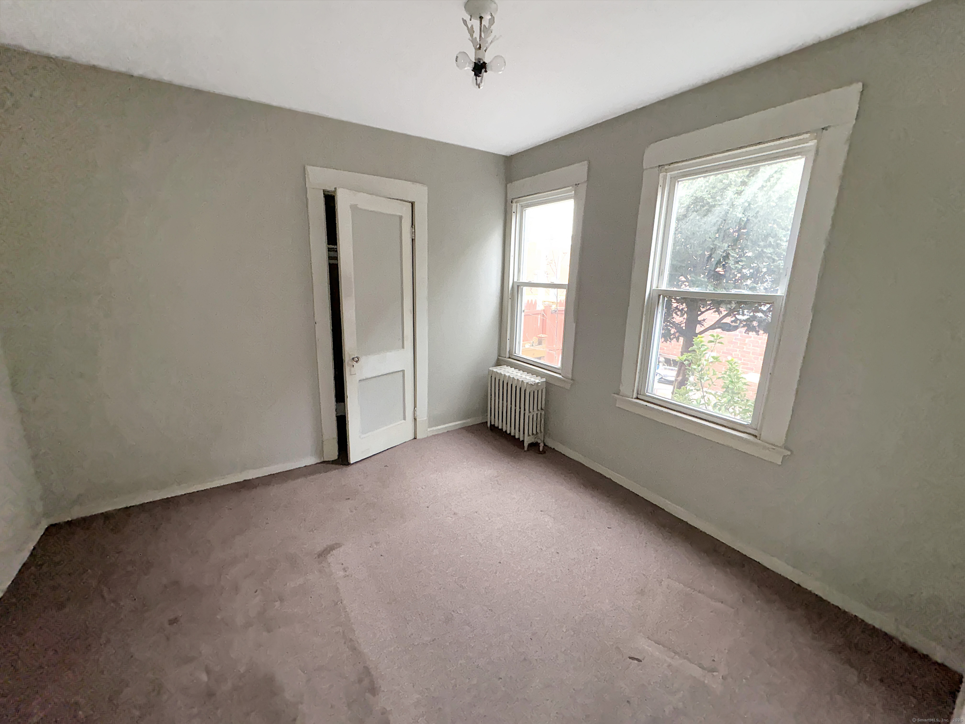 22 Helen Street Hamden CT 06518