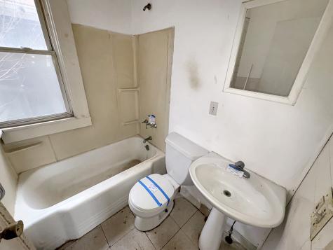 22 Helen Street Hamden CT 06518