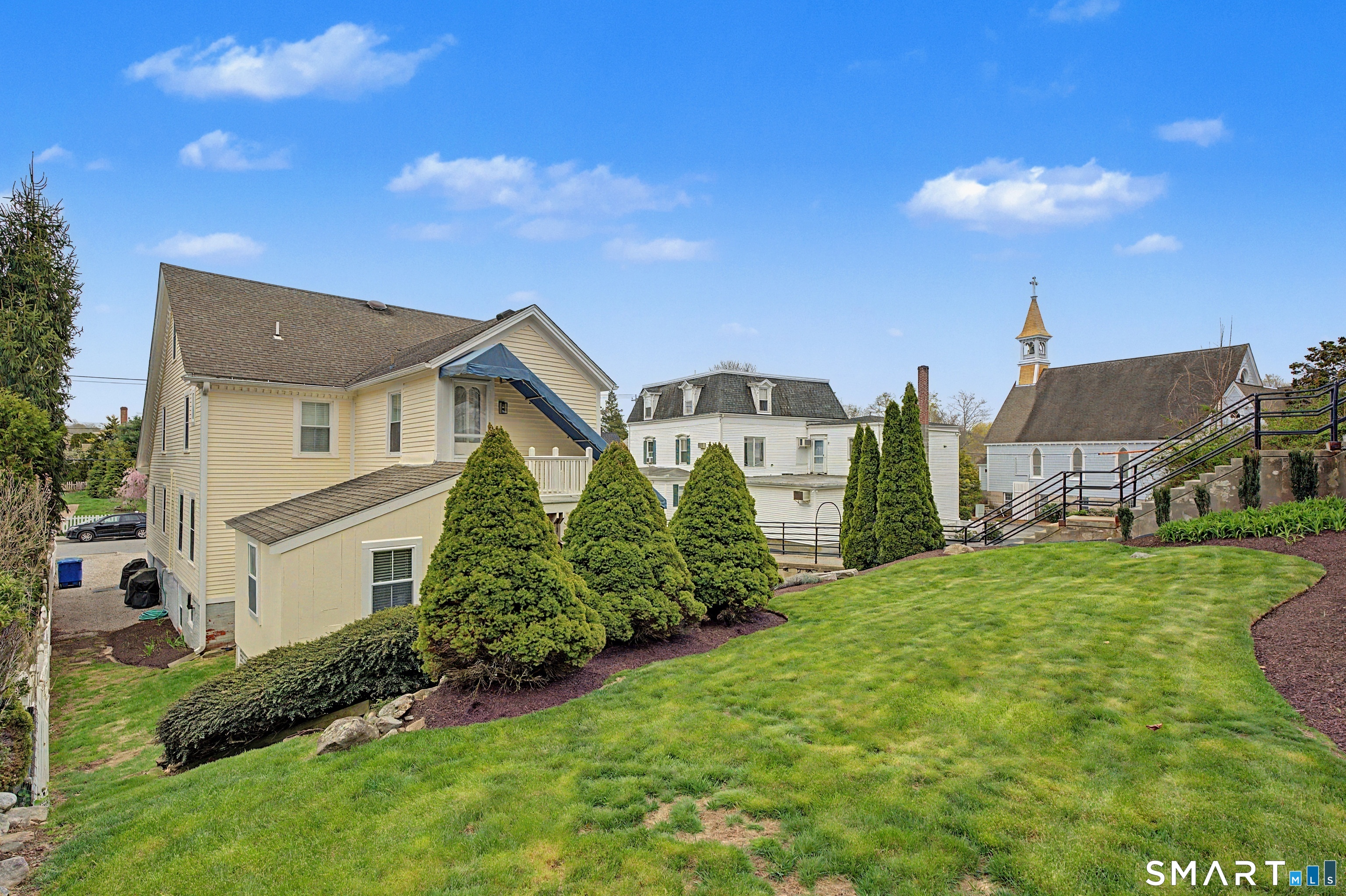 19 Pearl Street Groton CT 06340