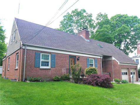 45 Roosevelt Street Hamden CT 06514