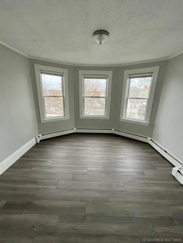 18 South Whitney Street Hartford CT 06106