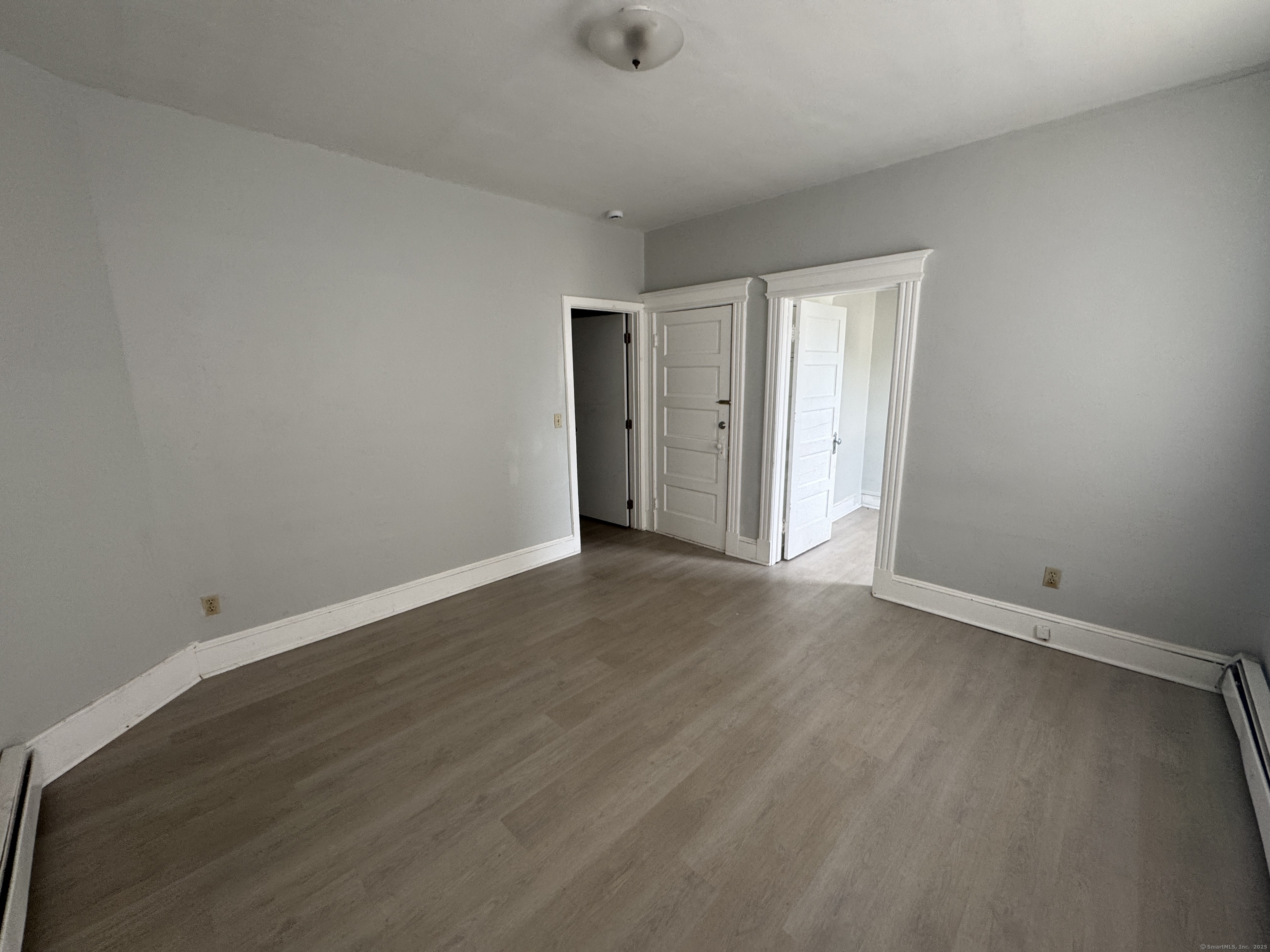 18 South Whitney Street Hartford CT 06106