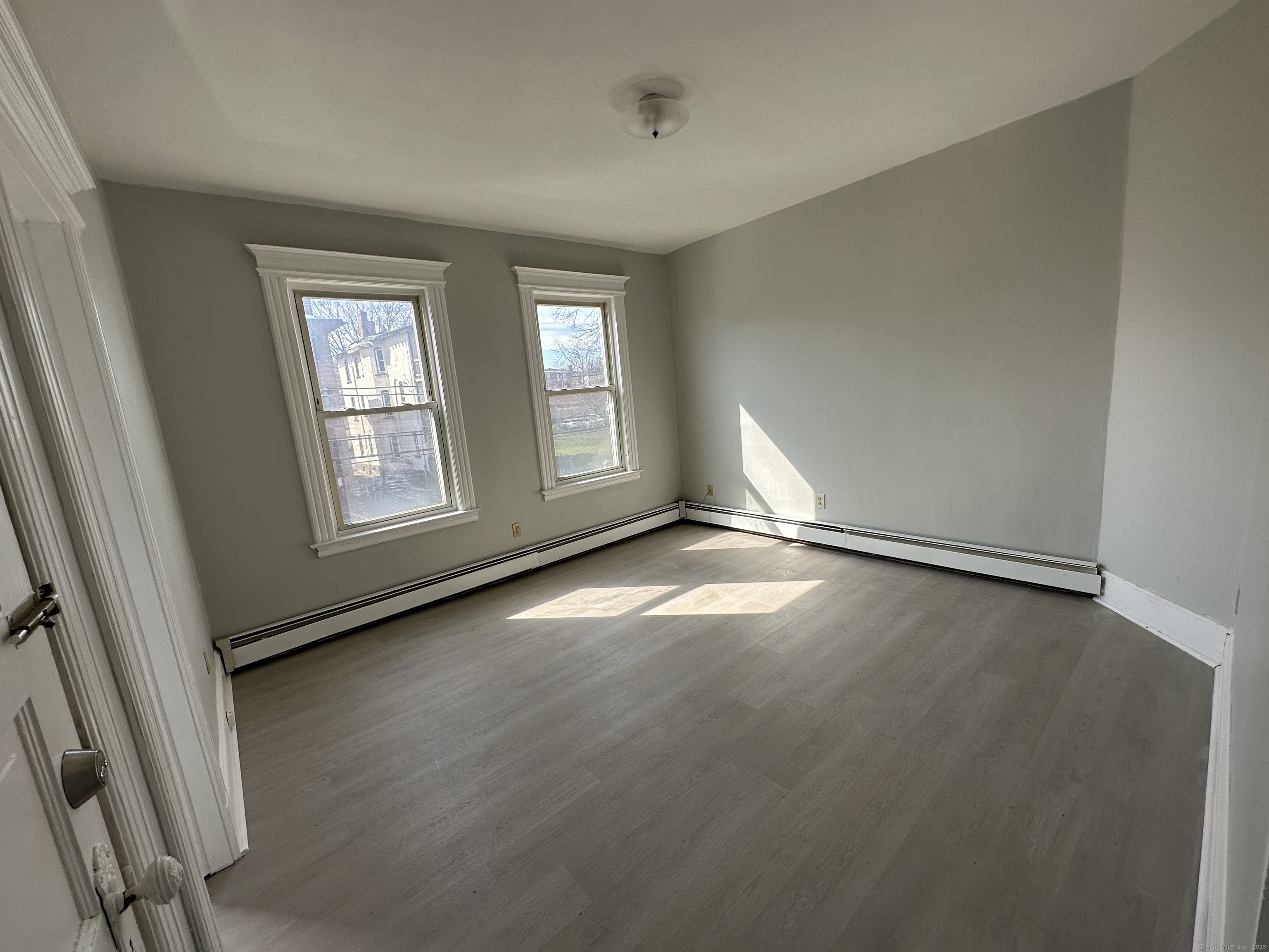 18 South Whitney Street Hartford CT 06106