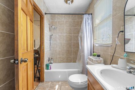 15 Jubilee Street New Britain CT 06051
