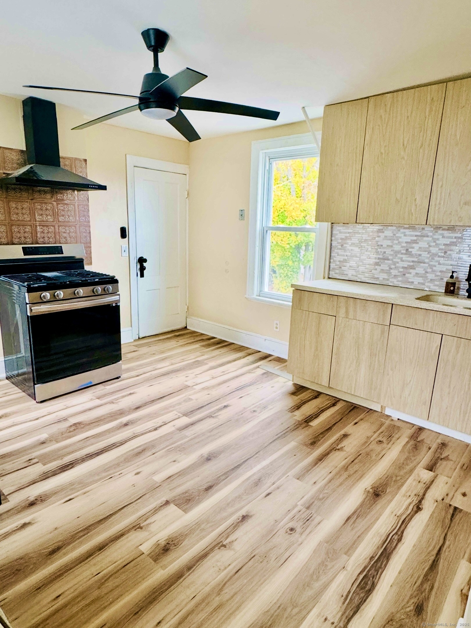 406 Central Avenue Norwich CT 06360