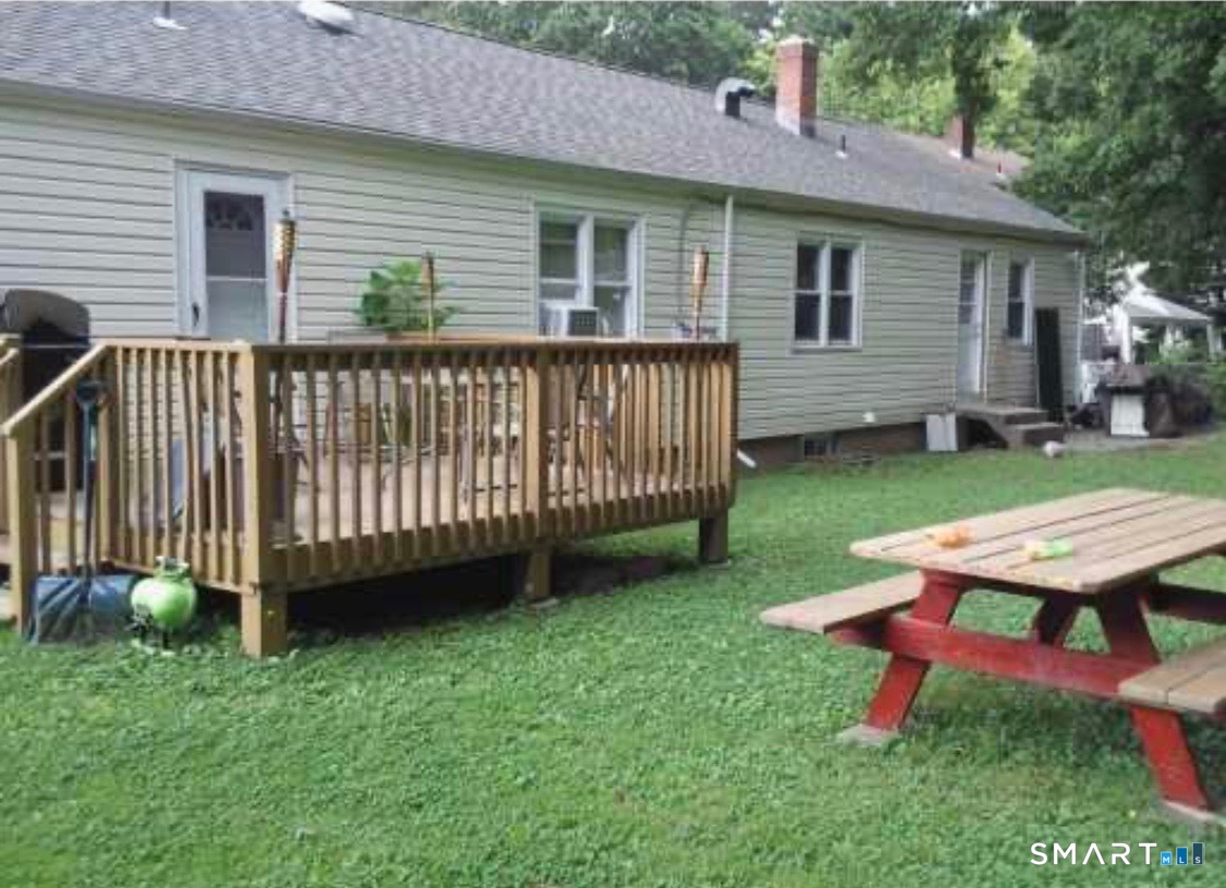 33-35 Higbie Drive East Hartford CT 06108