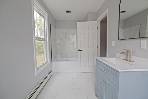 24 River Avenue Norwich CT 06360