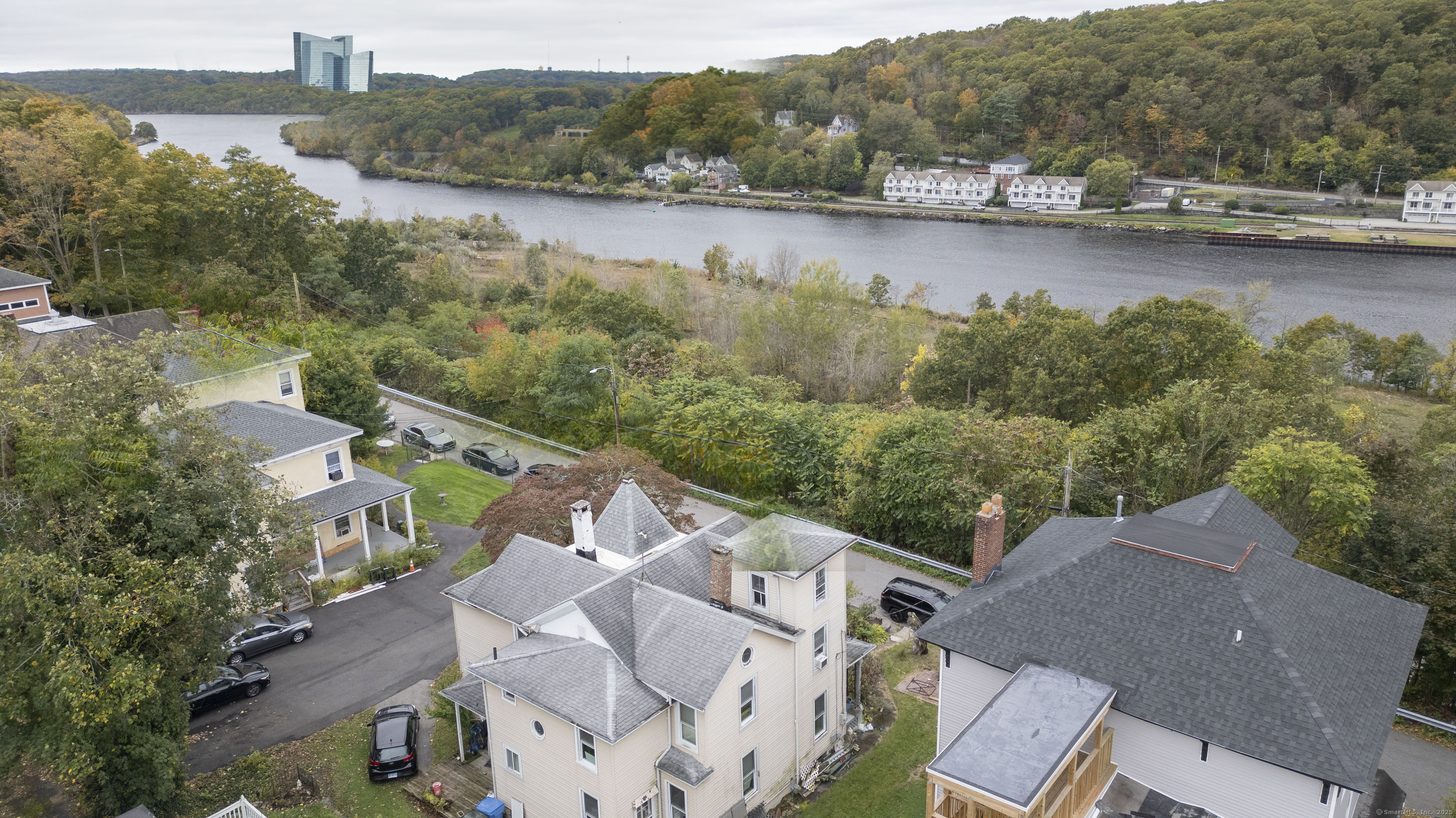 24 River Avenue Norwich CT 06360