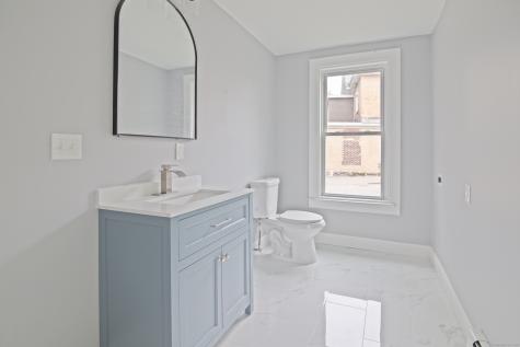 24 River Avenue Norwich CT 06360