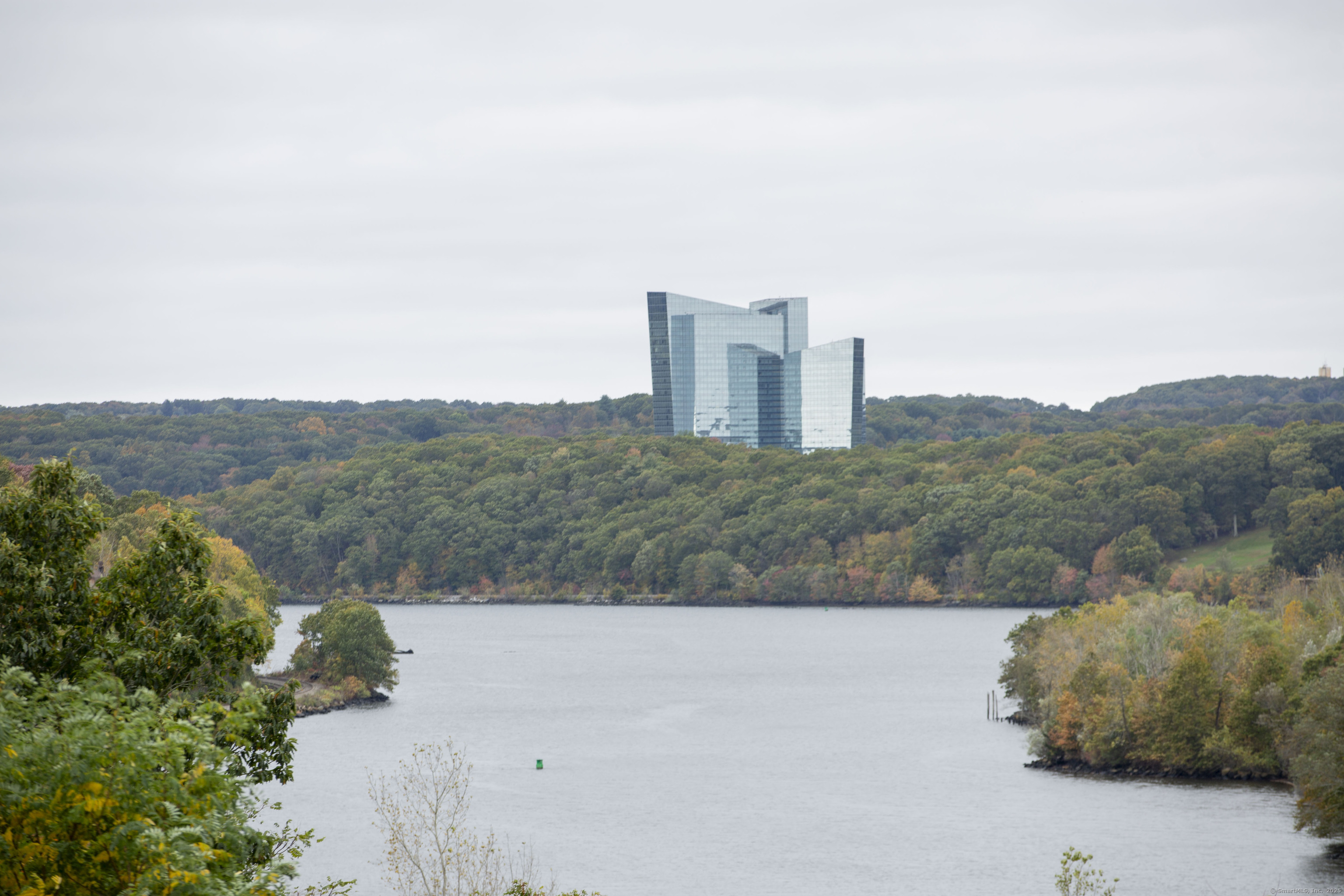 24 River Avenue Norwich CT 06360