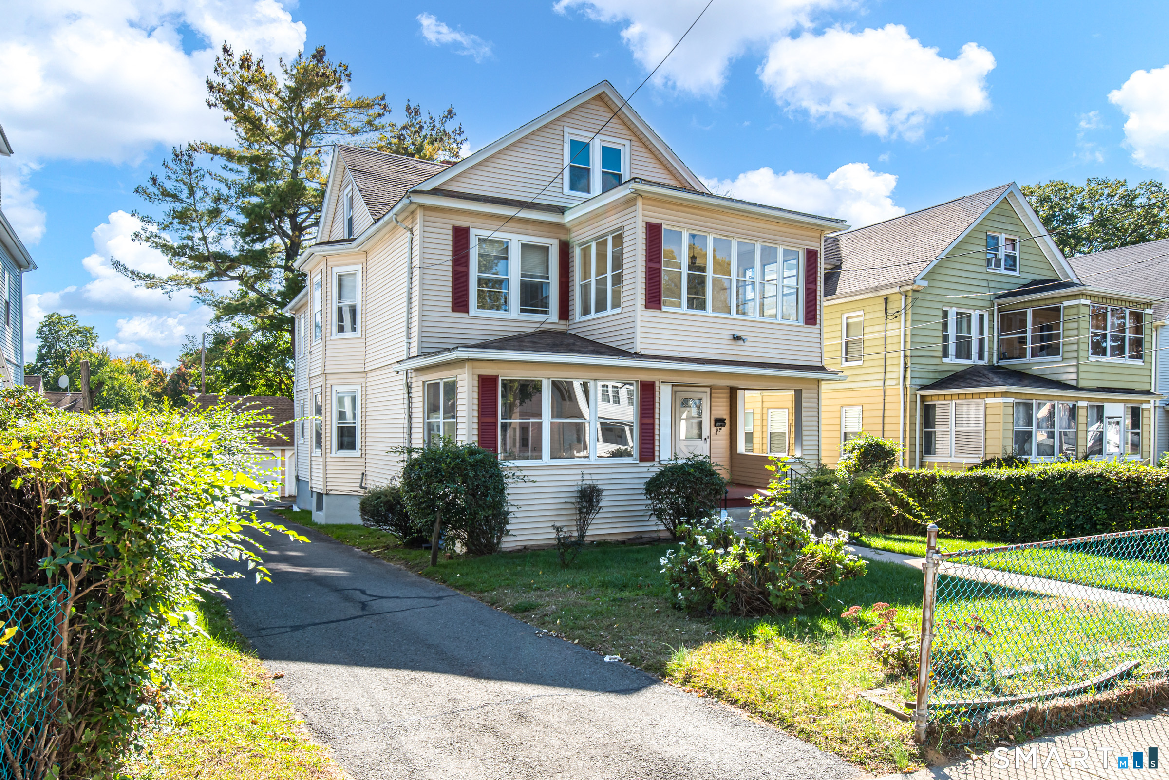 33-35 Sharon Street Hartford CT 06112