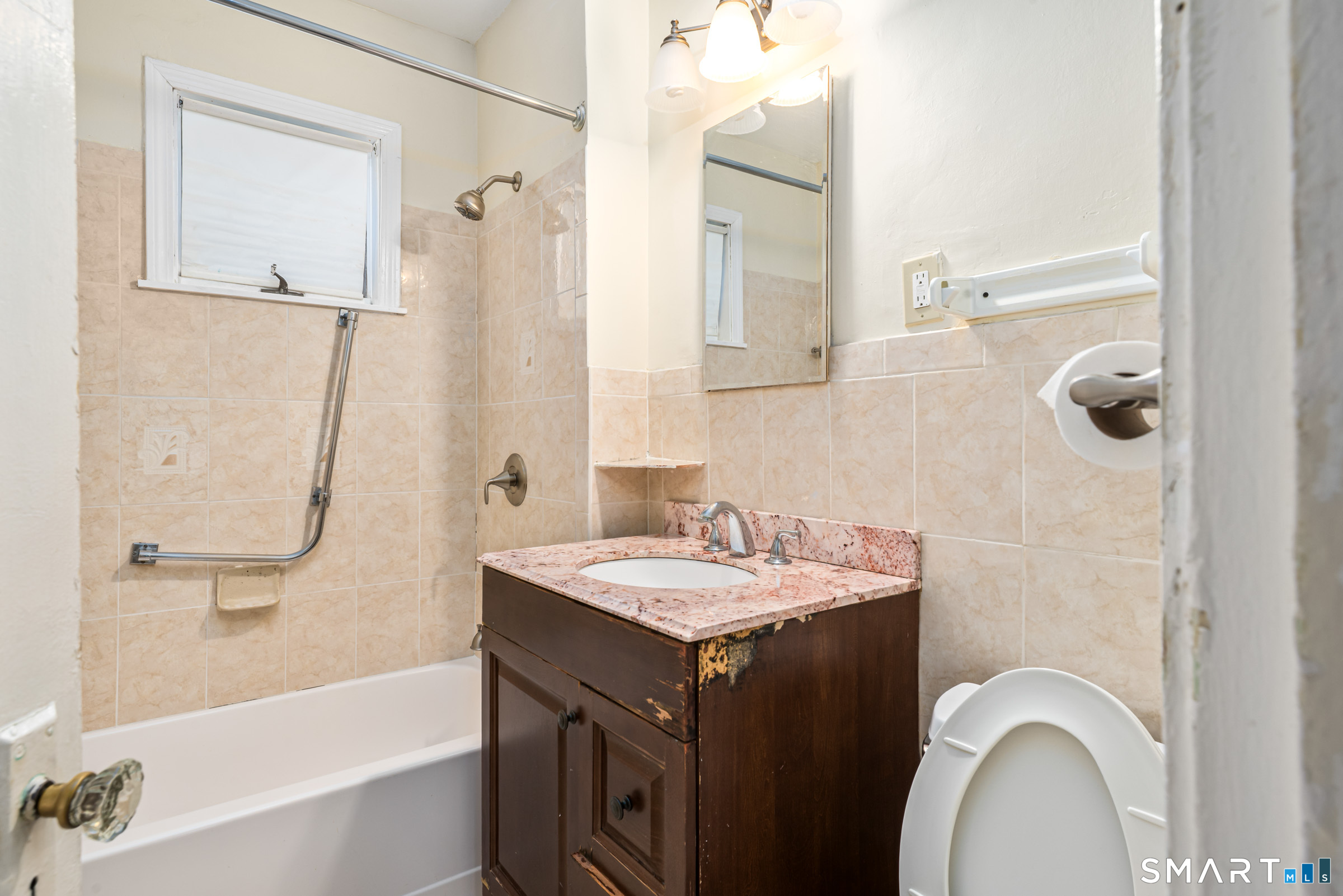 33-35 Sharon Street Hartford CT 06112