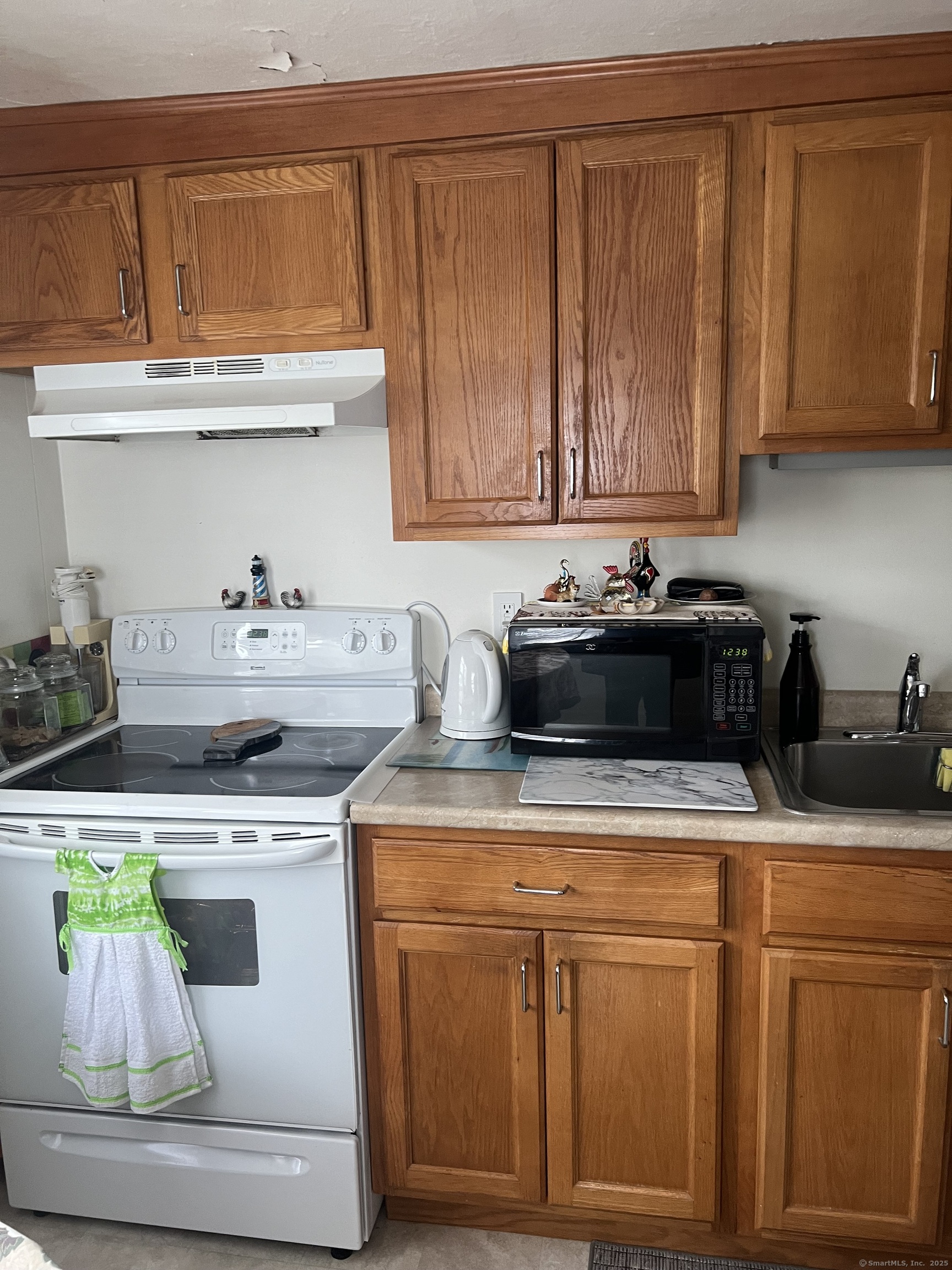16-18 Springside Avenue Danbury CT 06810