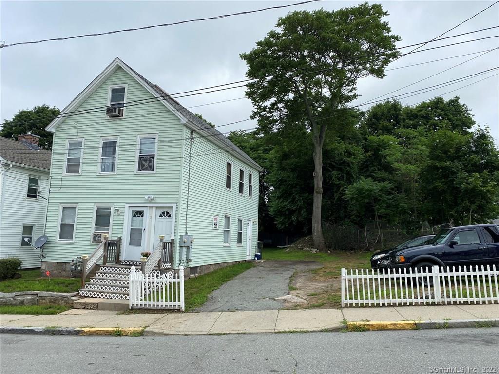 11 Chappell Street New London CT 06320