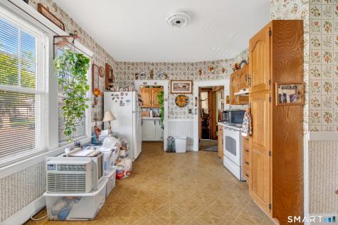 139 Richards Street West Haven CT 06516