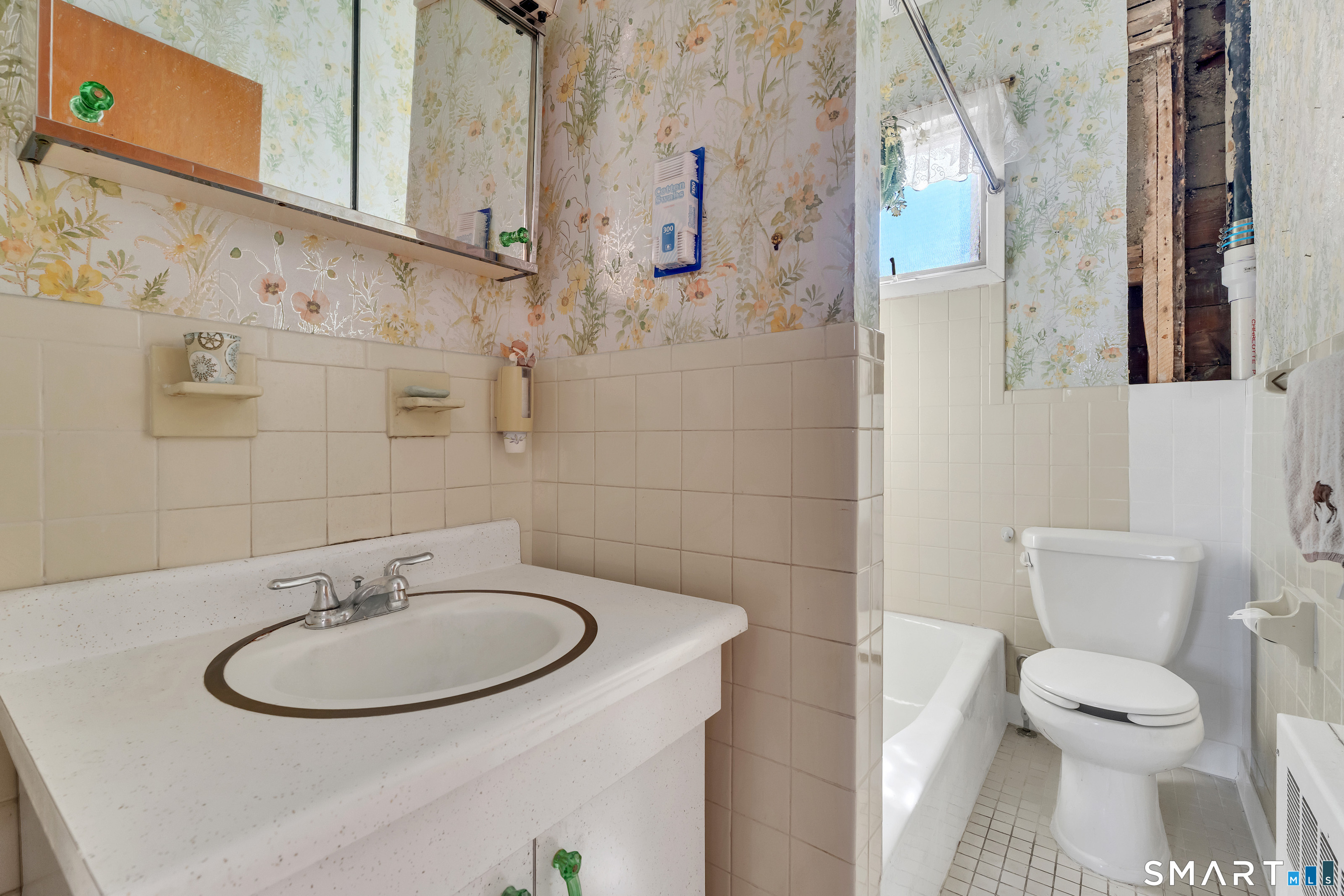 139 Richards Street West Haven CT 06516