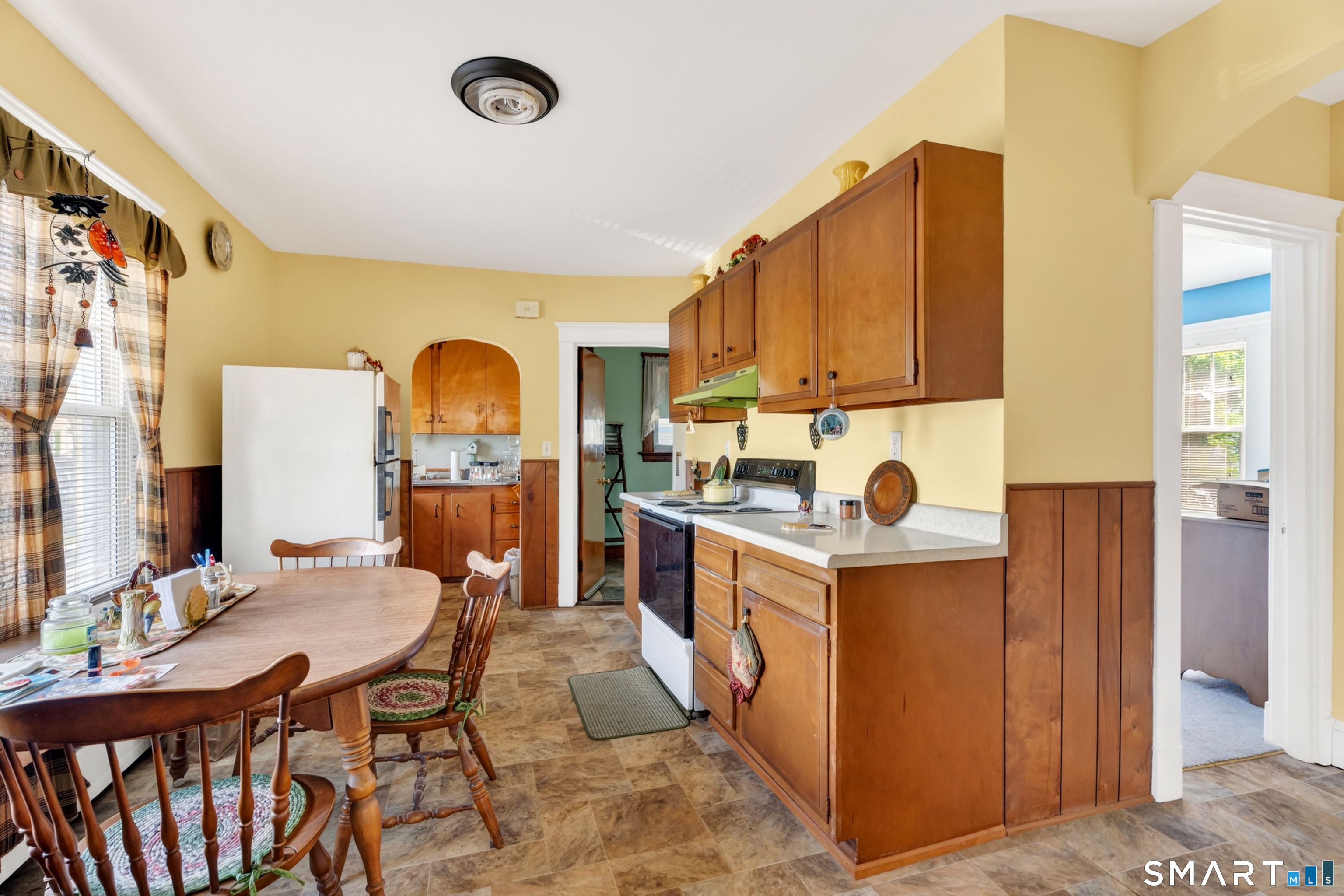 139 Richards Street West Haven CT 06516